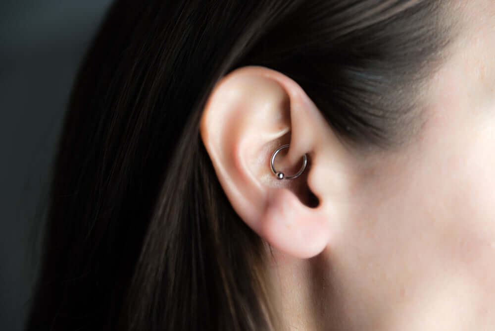 How Do You Clean A Daith Piercing? - Dr. Piercing Aftercare